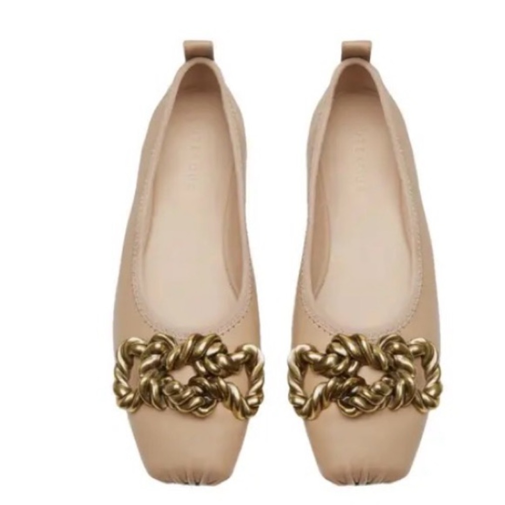 Uterque Beige Flats with Gold Chain Accent